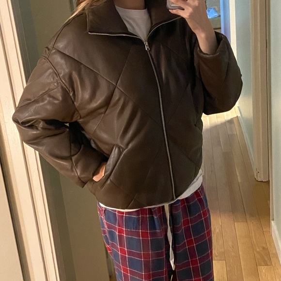 abercrombie and fitch brown quilted pleather bomber jacket cropped - Picture 2 of 4